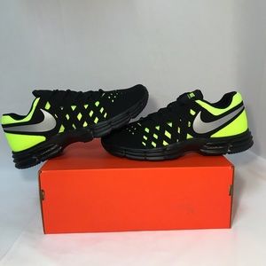 lunar fingertrap tr training shoes